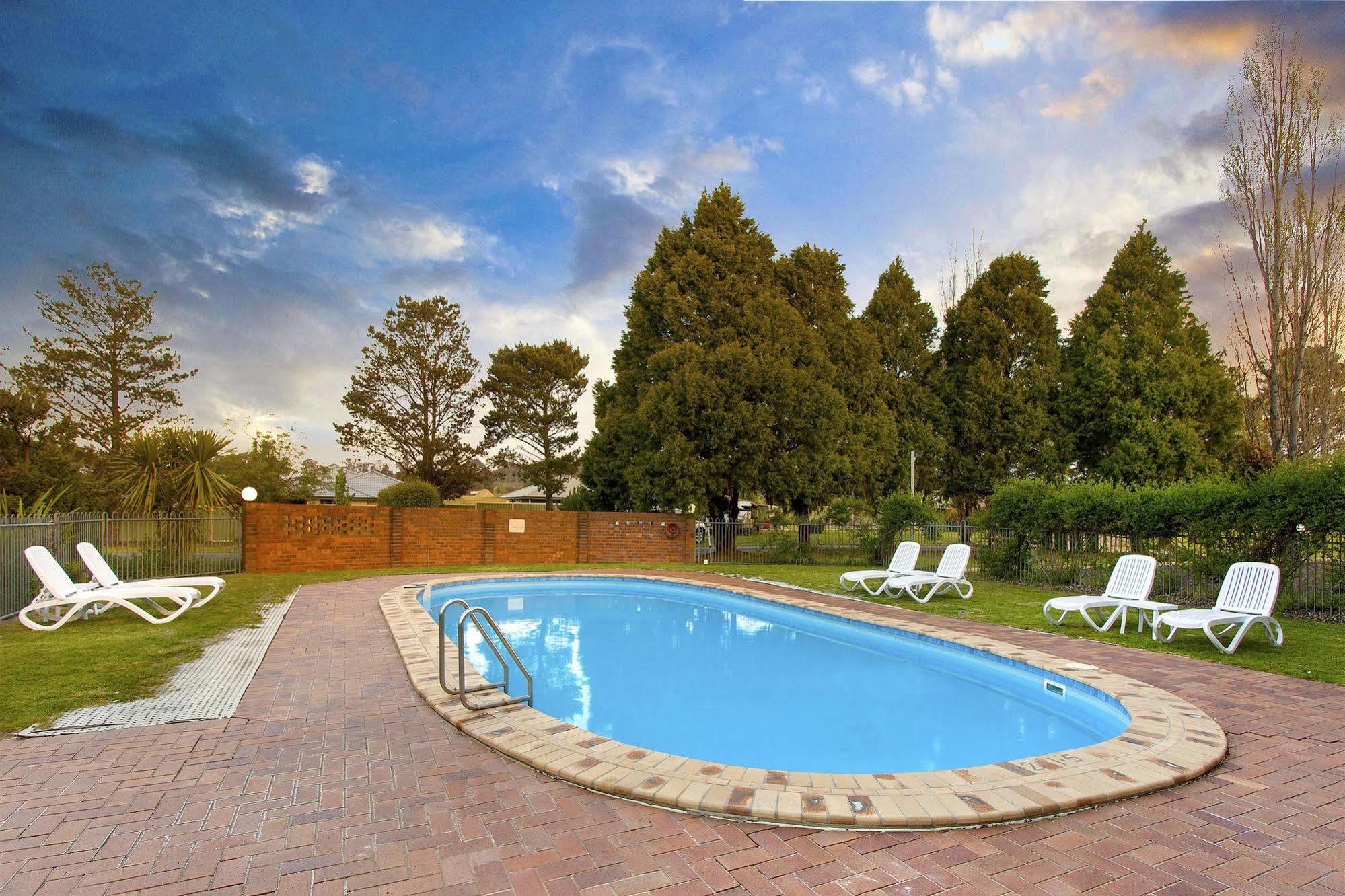 Готель Armidale Tourist Park Екстер'єр фото